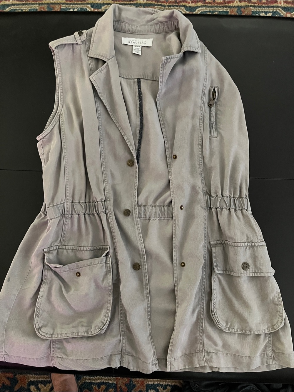 Kenneth Cole Reaction Women's Sleeveless Utility Vest in Light Gray